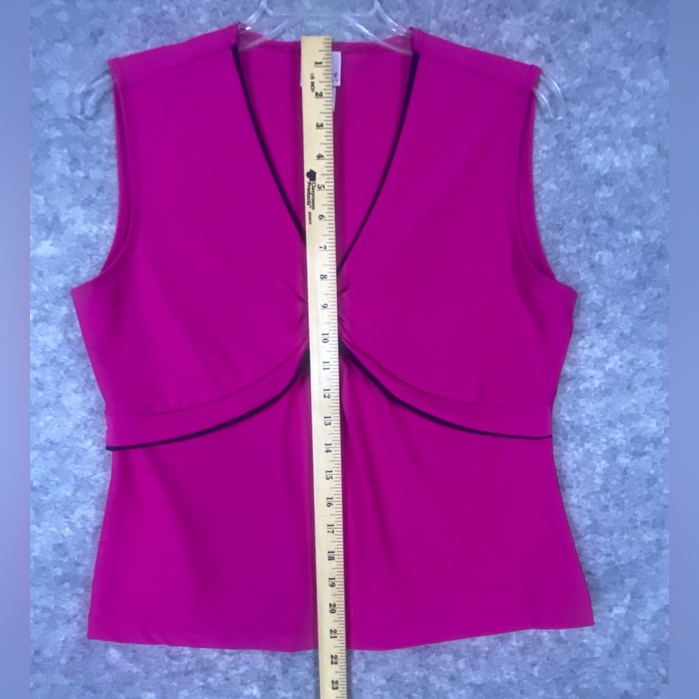 Giorgio Fiorlini Bright Pink Structured Sleeveless Top with Twist Front Size M - Picture 6 of 6